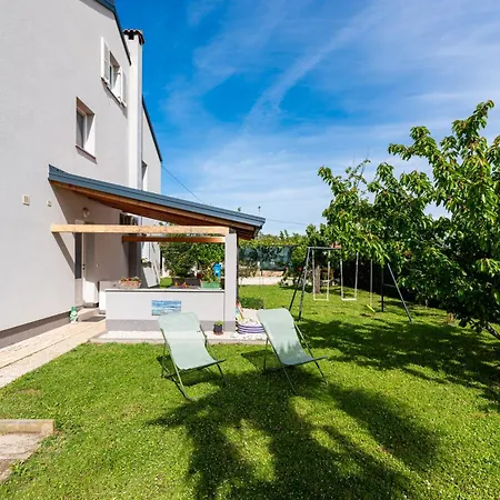 Apartman Jani * بوريتش
